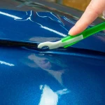 Swedish:
"Idealisk säkerhetskniv för fordonets inplastning: WrapDefender - Vinylskärare för bilinplastning" WrapDefender - Vinylskærer til carwrapping