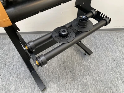 Stativ til Expert II 24 & Puma IV plotter Stativ til Expert II 24 og Puma IV plotter med rulleholder